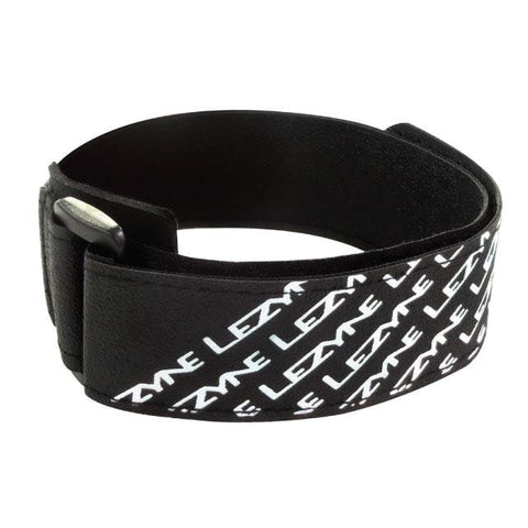 Correa Portaherramientas Lezyne Univerzal Strap BLK/Whi.Logo