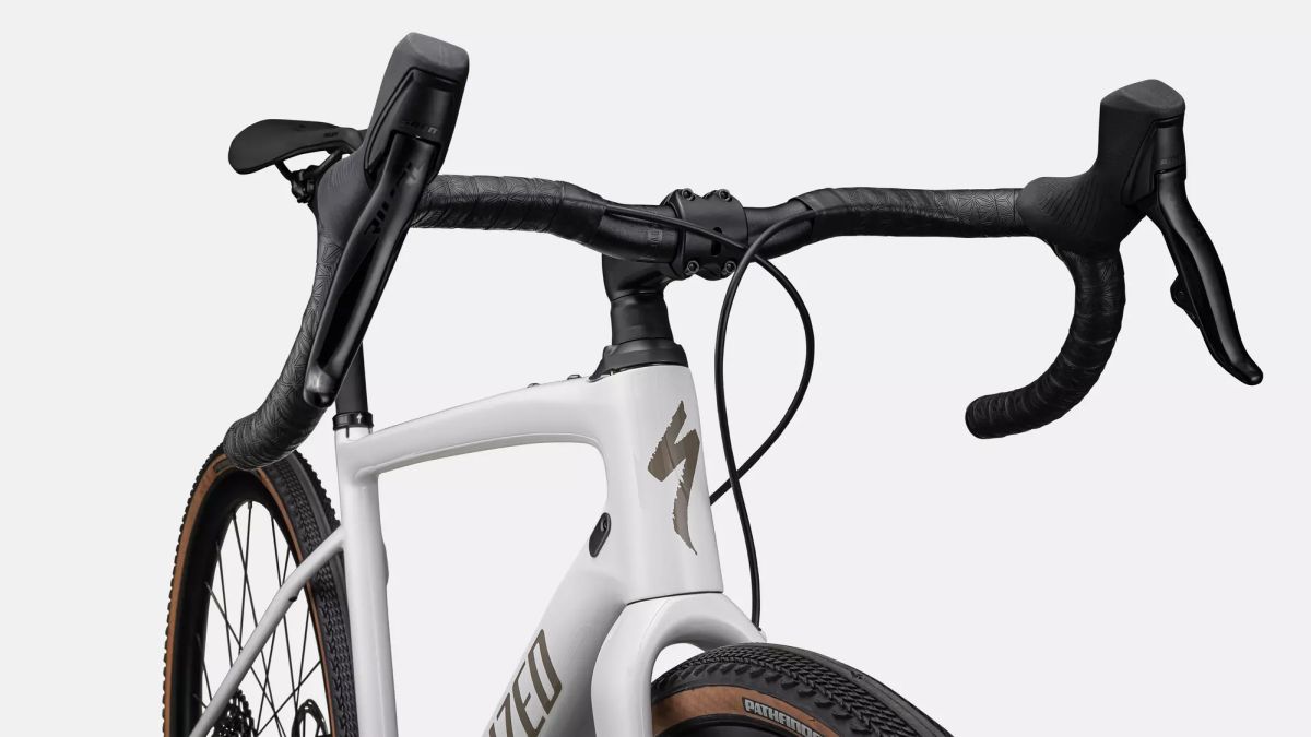 Bicicleta Ruta Specialized Diverge Expert Carbon Dune White