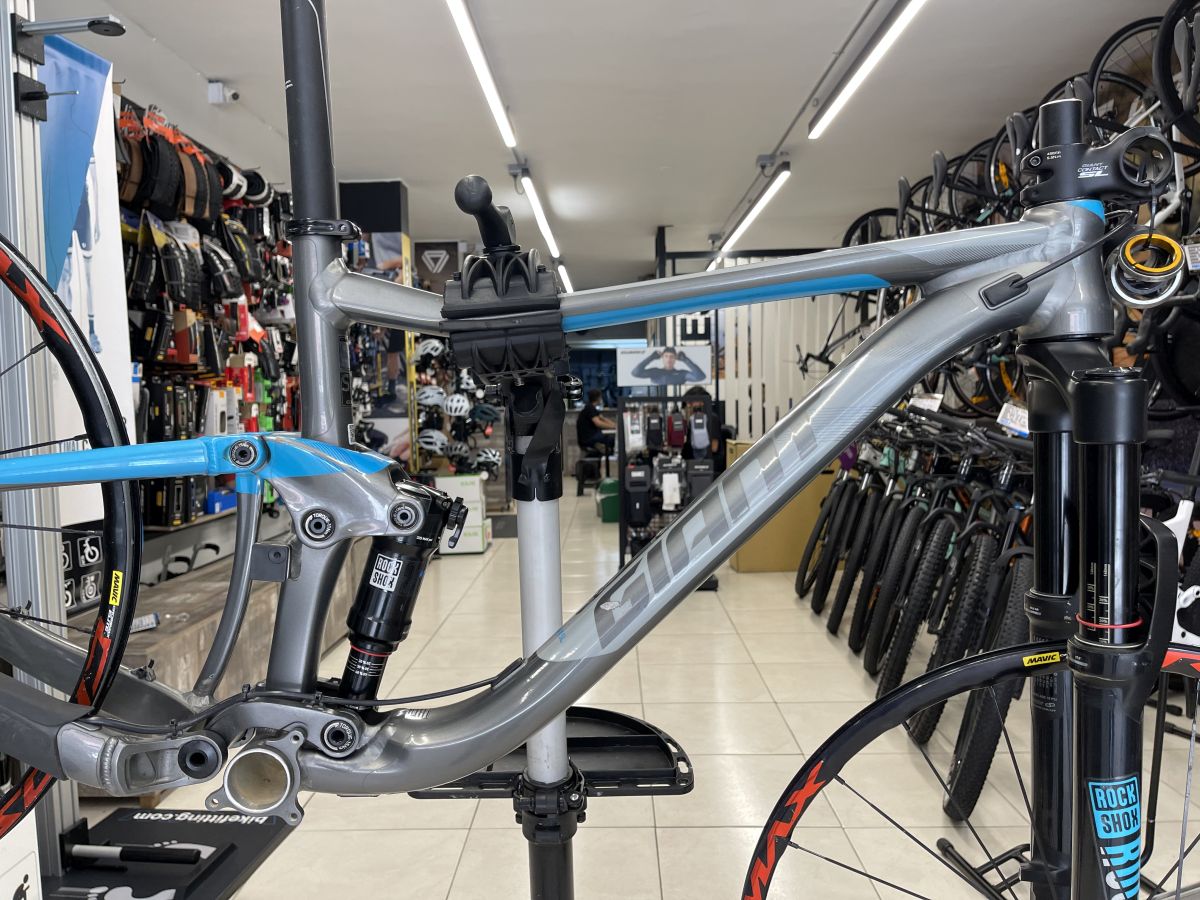 Marco Giant Anthem SL 1 Rin 27.5 Gris Usado