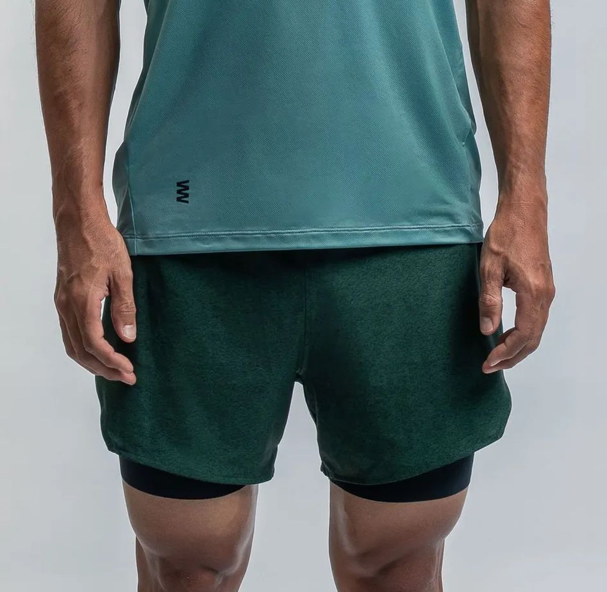 Short Running Hombre Suarez Hybrid Dark Green