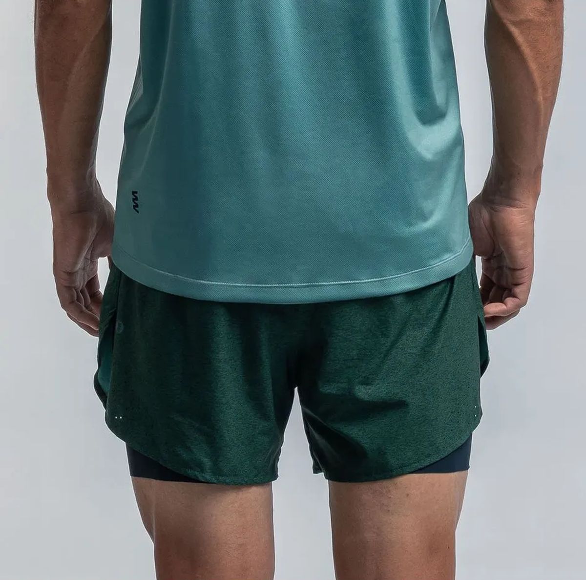 Short Running Hombre Suarez Hybrid Dark Green