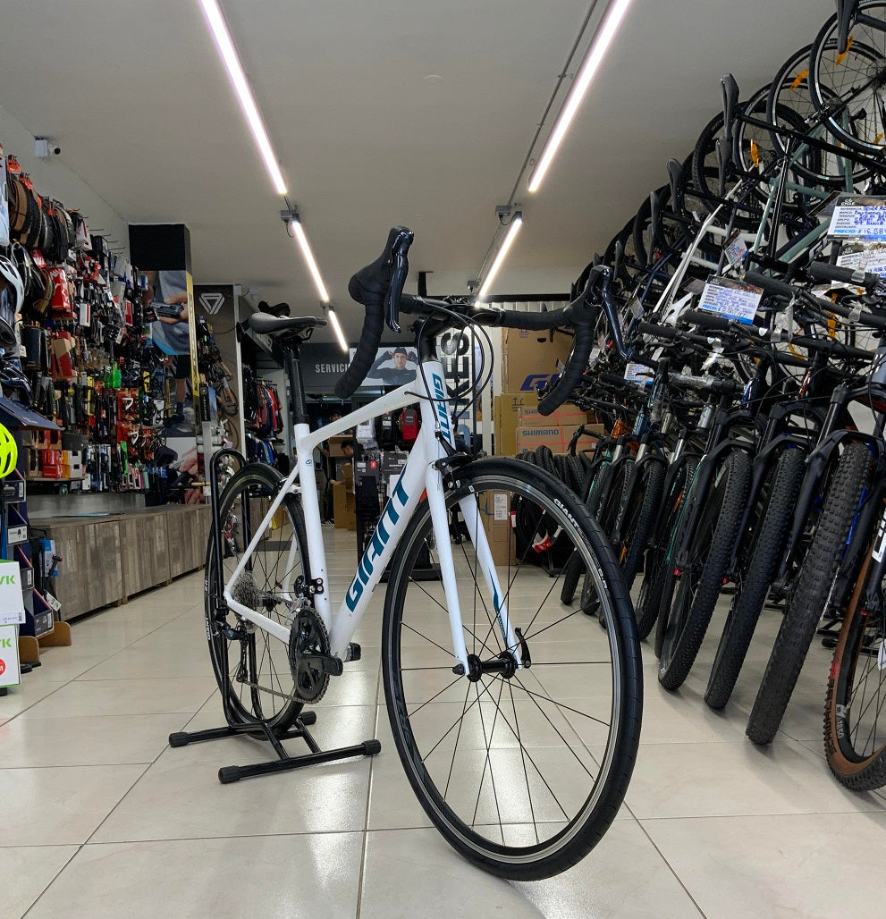 Bicicleta Ruta Giant Contend 1 2021 - Usada