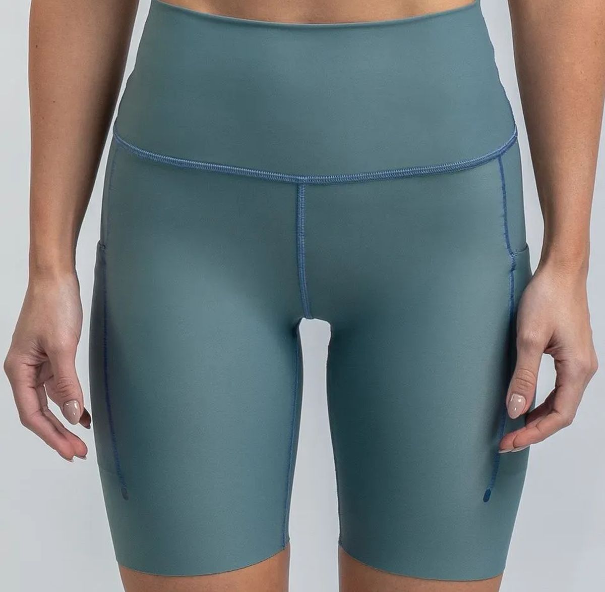 Pantaloneta Running S/T Mujer Suarez Hydro 8" Laurel